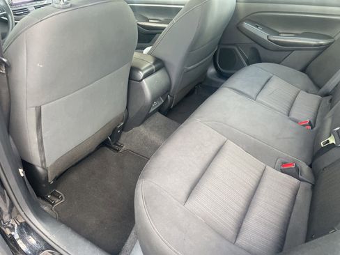 Used 2024 Nissan Altima 2.5 SV image 17