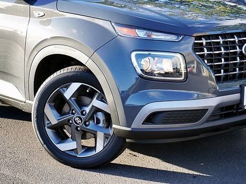 New 2026 Hyundai Venue SEL image 4