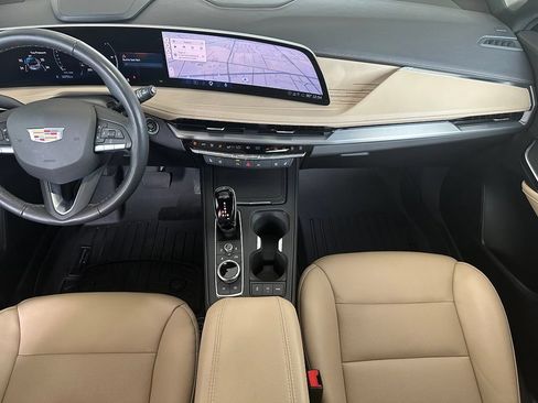 Used 2025 Cadillac XT4 Premium Luxury w/ Technology Package AWD/4WD image 18