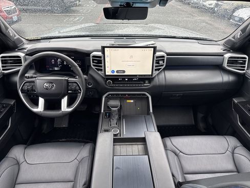 Used 2024 Toyota Tundra Platinum image 22