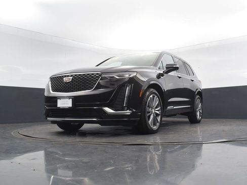 Used 2024 Cadillac XT6 Premium Luxury image 46