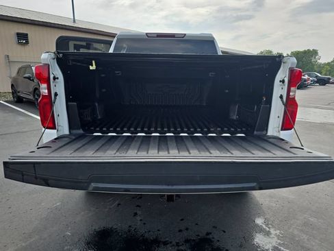 Used 2021 Chevrolet Silverado 1500 Custom Trail Boss w/ Safety Confidence Package AWD/4WD image 14