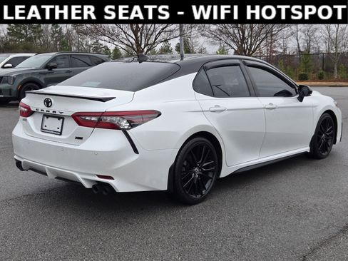 Used 2021 Toyota Camry XSE image 7