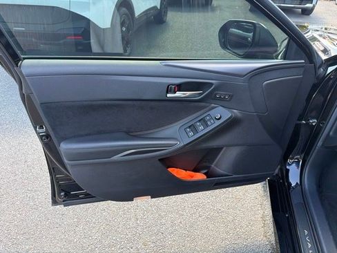 Used 2021 Toyota Avalon Touring FWD image 16