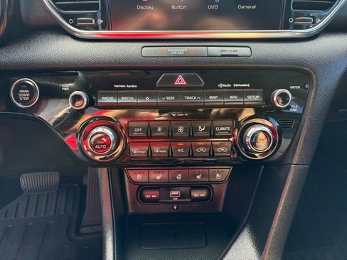 Used 2022 Kia Sportage EX w/ EX Technology Package image 20