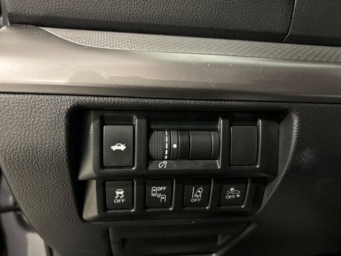 Used 2019 Subaru Legacy 2.5i Premium AWD/4WD image 21