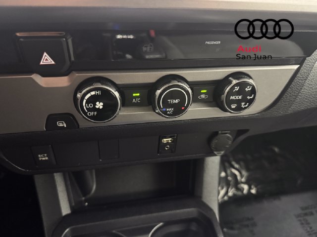 Used 2017 Toyota Tacoma SR5 w/ Tow Package RWD image 21
