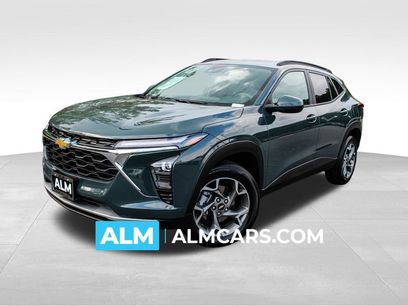 Used 2025 Chevrolet Trax LT