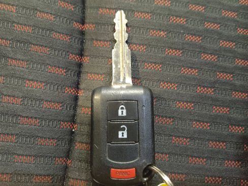 Used 2019 Mitsubishi Outlander Sport ES FWD image 32