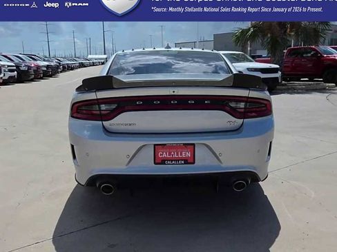 Used 2020 Dodge Charger R/T w/ Performance Handling Group RWD image 7