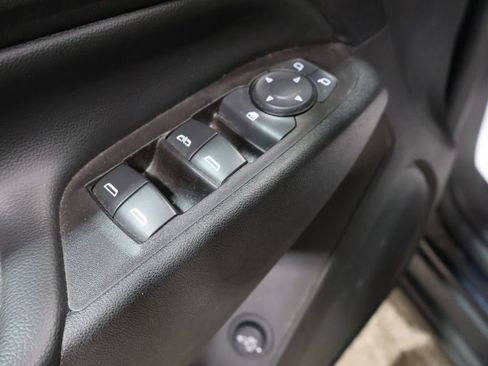 Used 2020 Chevrolet Equinox LT image 14