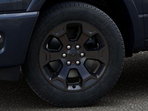 New 2026 RAM 1500 4x4 Crew Cab image 8