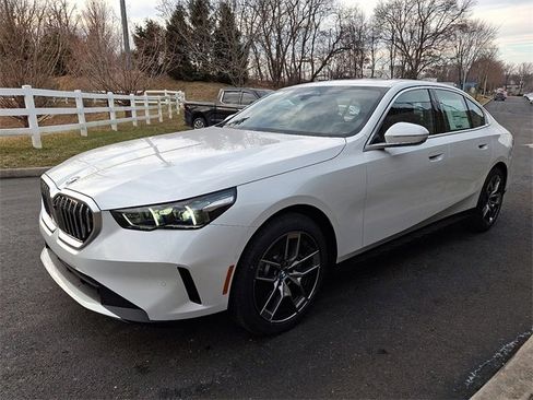 New 2026 BMW 530i xDrive 530i xDrive image 3