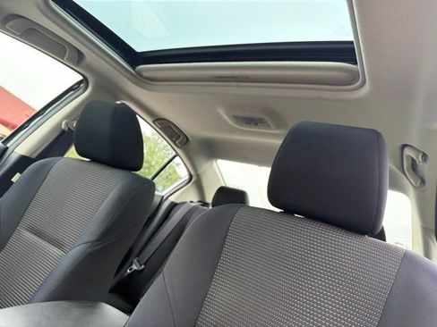 Used 2013 MAZDA MAZDA3 i Touring FWD image 16