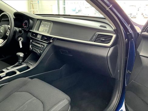 Used 2020 Kia Optima LX image 21