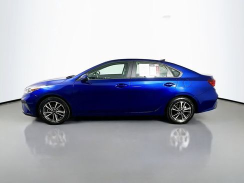 Used 2022 Kia Forte LXS FWD image 5