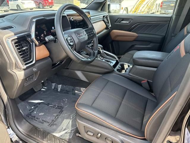 Used 2025 GMC Canyon AT4 AWD/4WD image 14