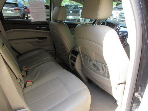 Used 2016 Cadillac SRX Luxury w/ Driver Awareness Package FWD image 24