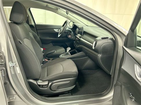 Certified 2023 Kia Forte LXS image 22