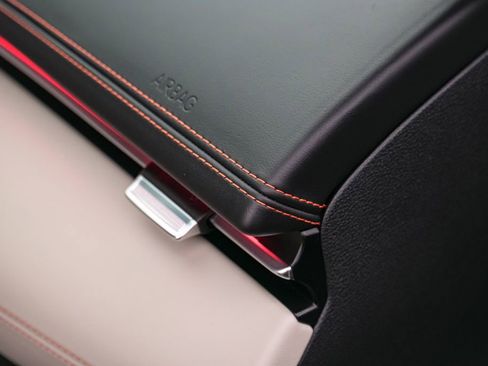 Used 2026 Genesis GV70 3.5T Sport Prestige image 40