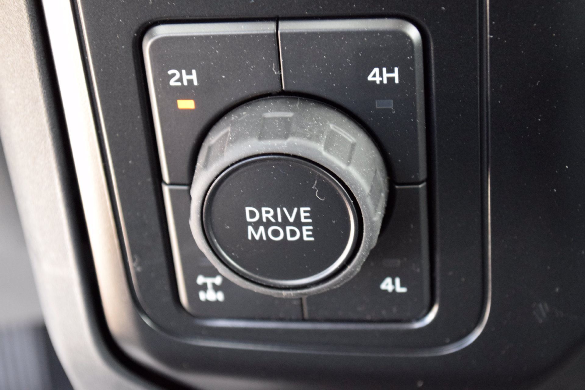 New 2026 Ford F250 XLT w/ FX4 Off-Road Package AWD/4WD image 11
