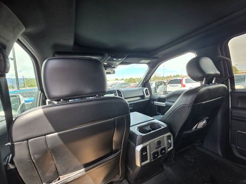 Used 2018 Ford F150 Lariat w/ Equipment Group 502A Luxury AWD/4WD image 15