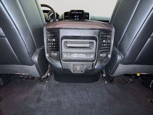 Used 2025 RAM 1500 Laramie AWD/4WD image 25