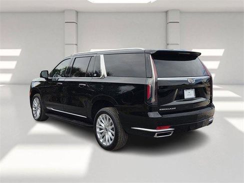 Certified 2023 Cadillac Escalade ESV Luxury image 3