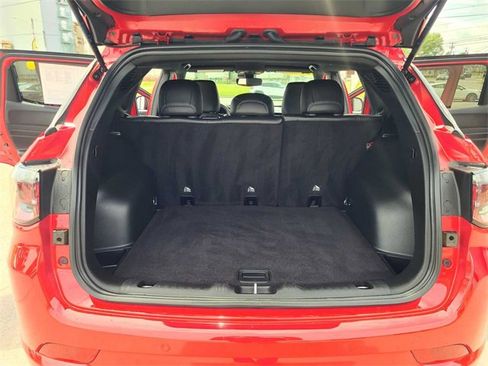 Used 2022 Jeep Compass Limited image 22