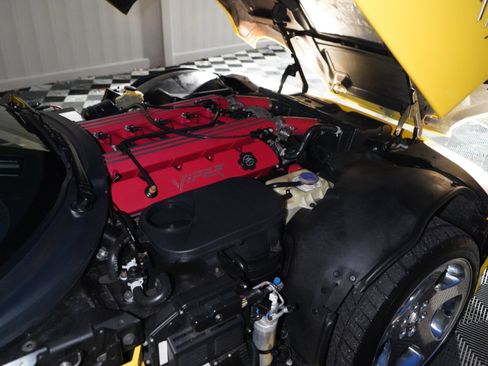 Used 1994 Dodge Viper RT/10 image 66