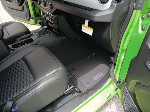 New 2025 Jeep Wrangler Sport S image 25