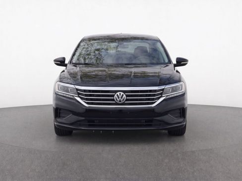 Used 2020 Volkswagen Passat 2.0T SE FWD image 2
