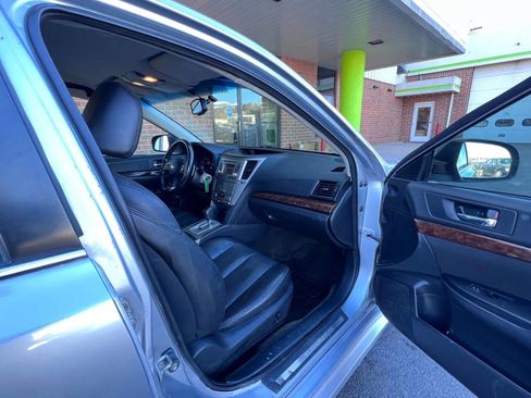 Used 2013 Subaru Legacy 2.5i Limited image 15