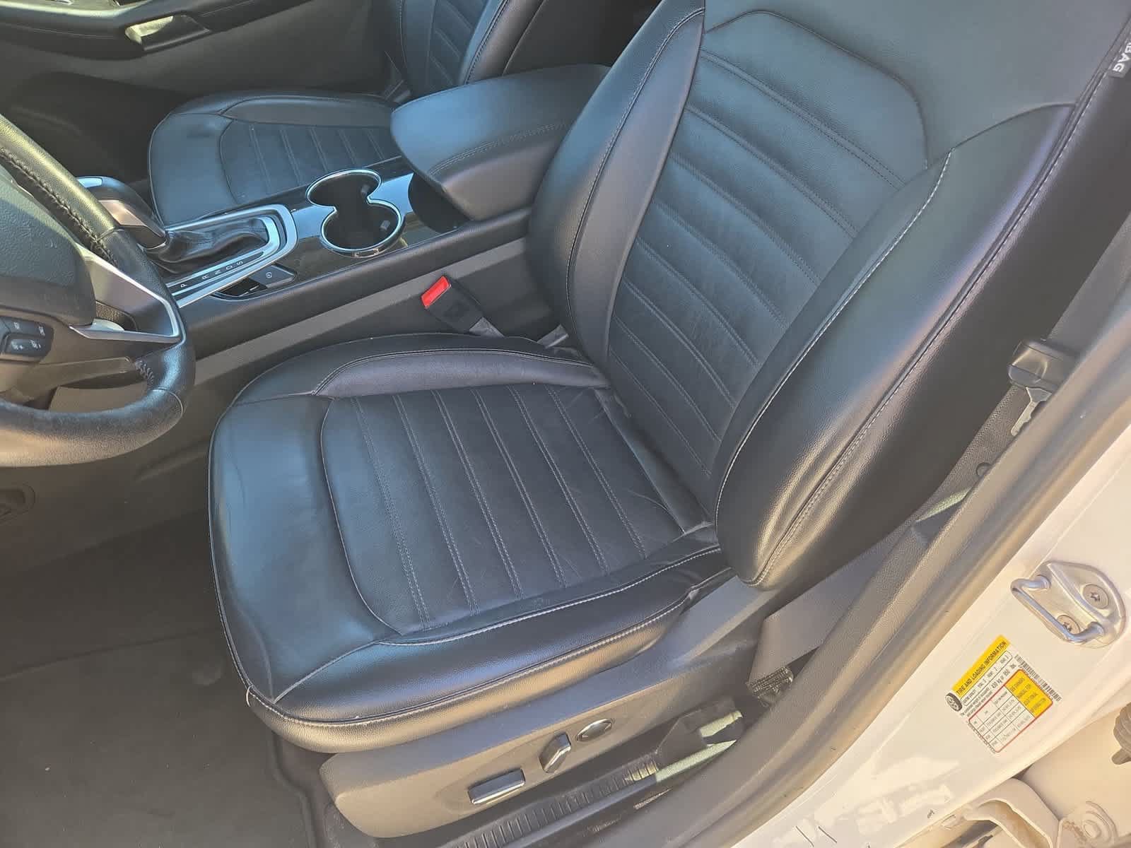 Used 2016 Ford Edge SEL w/ Equipment Group 201A FWD image 15