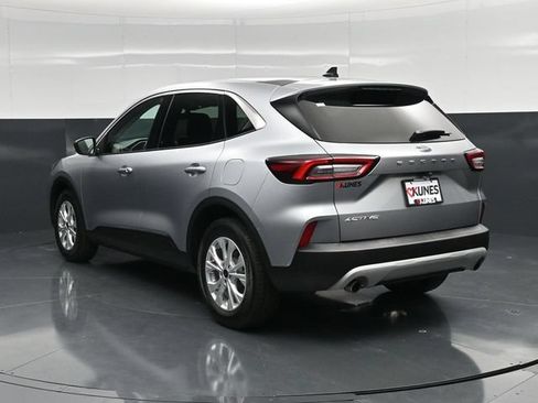 Used 2024 Ford Escape Active FWD image 12