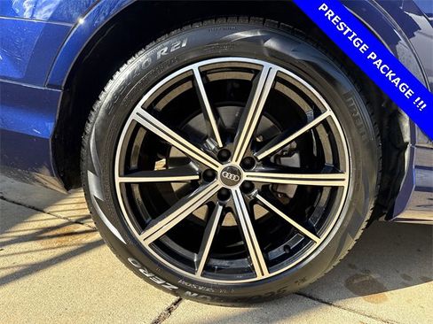 Used 2022 Audi Q7 3.0T Prestige image 25