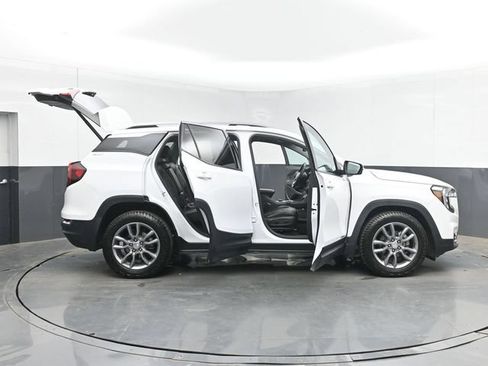 Used 2022 GMC Terrain SLT w/ Infotainment Package II FWD image 52