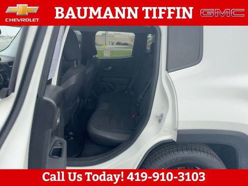 Used 2017 Jeep Renegade Altitude image 18