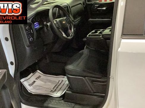 Used 2021 Chevrolet Silverado 1500 Custom w/ Custom Max Trailering Package AWD/4WD image 11