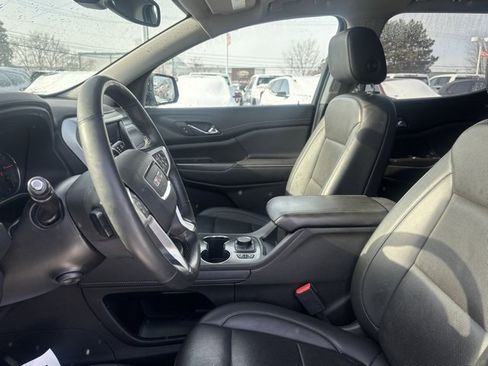 Used 2023 GMC Acadia SLT w/ Technology Package image 12