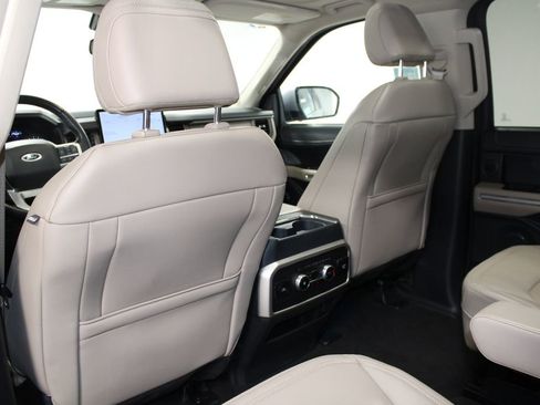 Used 2024 Ford Expedition Max Limited image 28