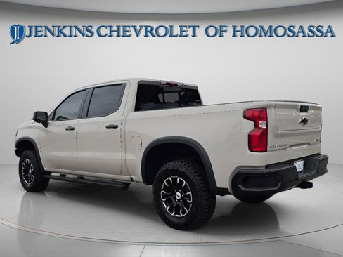 New 2026 Chevrolet Silverado 1500 ZR2 AWD/4WD image 8
