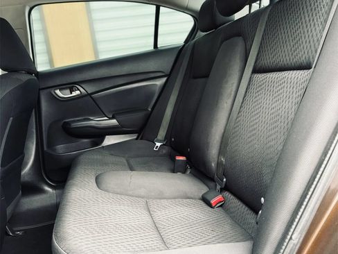 Used 2014 Honda Civic LX image 9