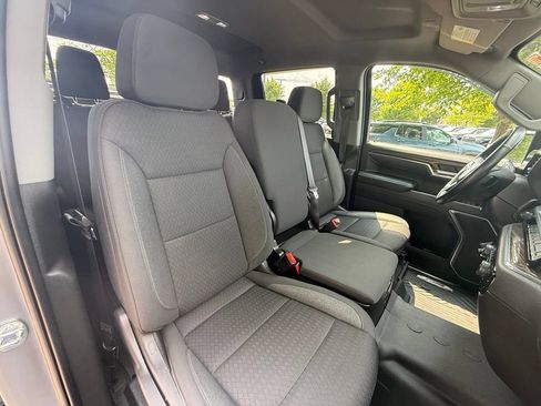 Used 2023 Chevrolet Silverado 1500 LT AWD/4WD image 29