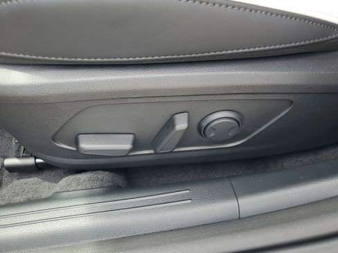 New 2026 Kia K5 GT-Line w/ GT-Line Premium Package FWD image 7