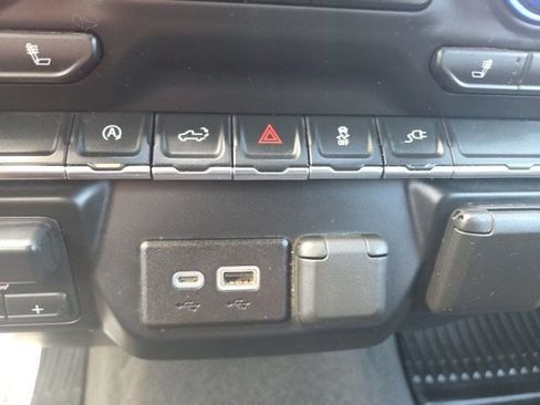 Used 2021 Chevrolet Silverado 1500 LT w/ Fleet Comfort Package AWD/4WD image 26