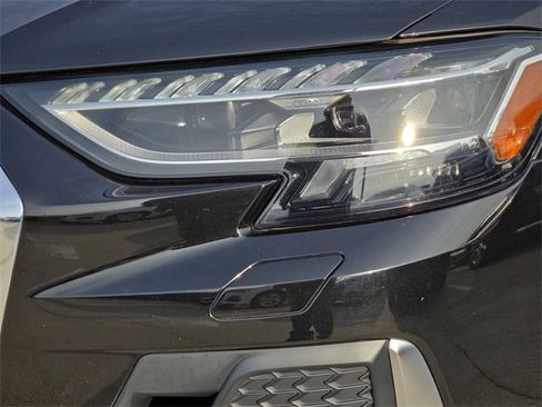 Used 2023 Audi S8 w/ S8 Comfort Plus Package image 35
