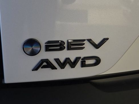 New 2026 Toyota C-HR AWD/4WD image 12