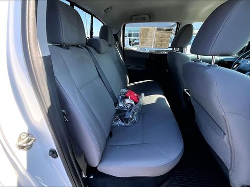 Used 2019 Toyota Tacoma SR w/ SR Convenience Package image 23