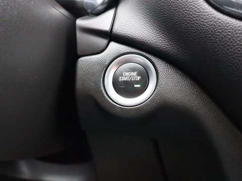 Used 2023 Chevrolet Equinox LT image 11